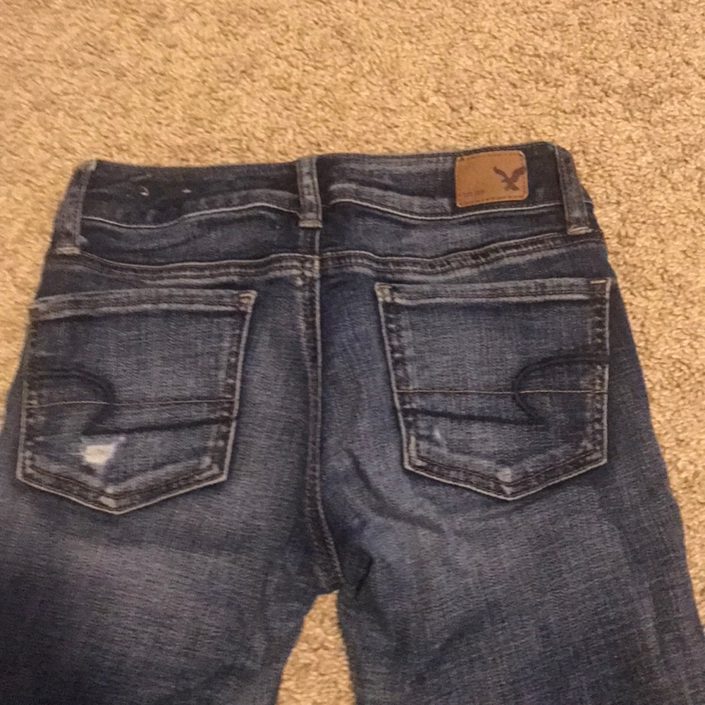 AMERICAN EAGLE DARK WASH RIPPED JEANS - Picture 4 of 4